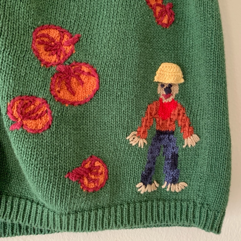 Vintage Hand Embroidered Apples Pumpkins Sheep Farm Scene Fall Sweater Vest M - Picture 6 of 11